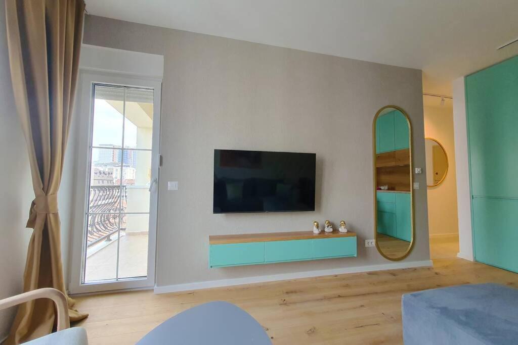 Luxury Green Apartment Prishtinë Exterior photo