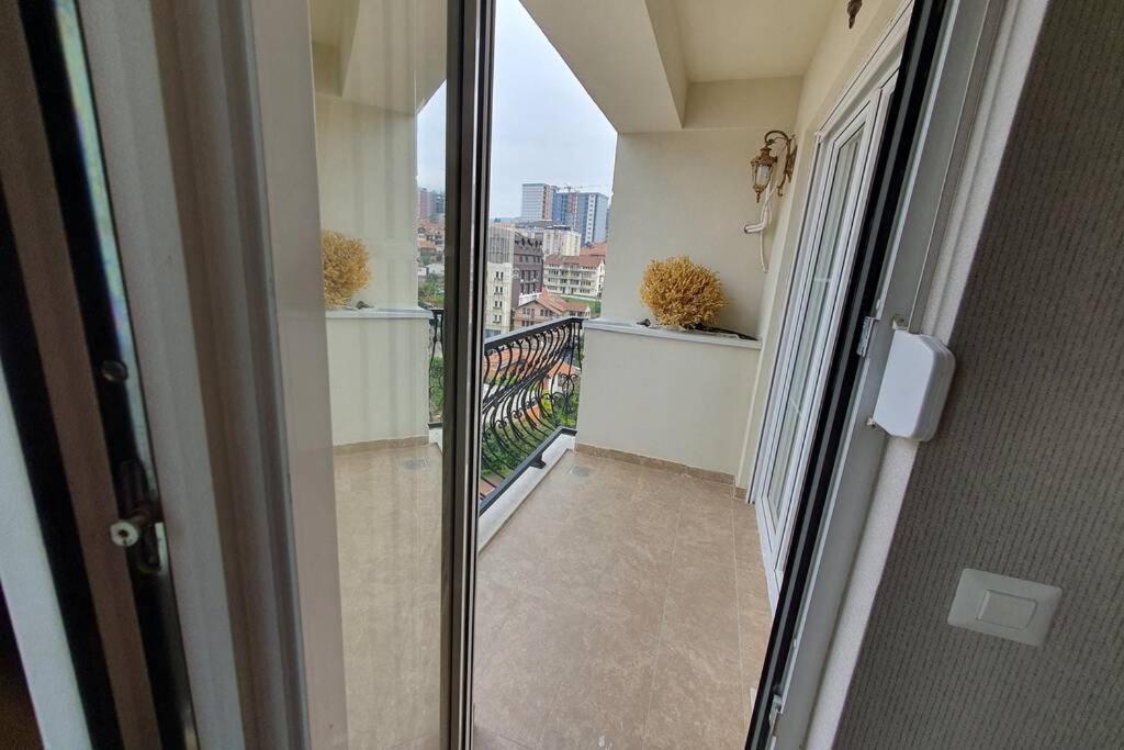 Luxury Green Apartment Prishtinë Exterior photo